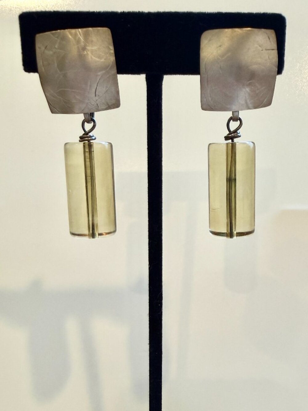 Vintage Modernist Lucite Clear Geometric Drop Clip On Earrings